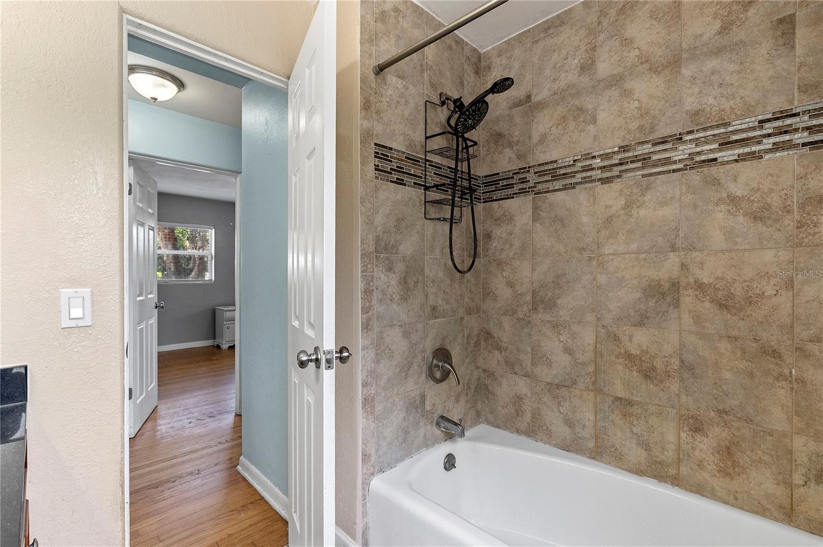 LAKE MARIE ESTATES REP - Residential
