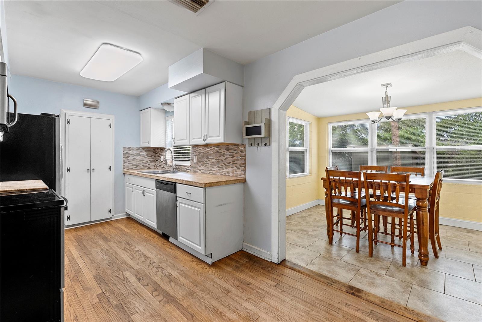 LAKE MARIE ESTATES REP - Residential