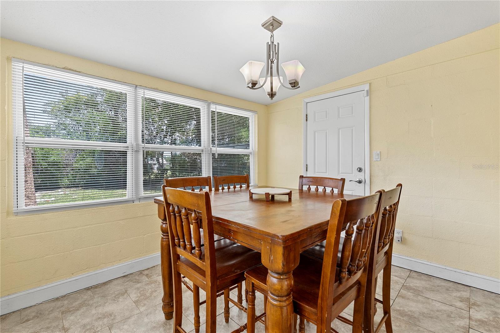 LAKE MARIE ESTATES REP - Residential