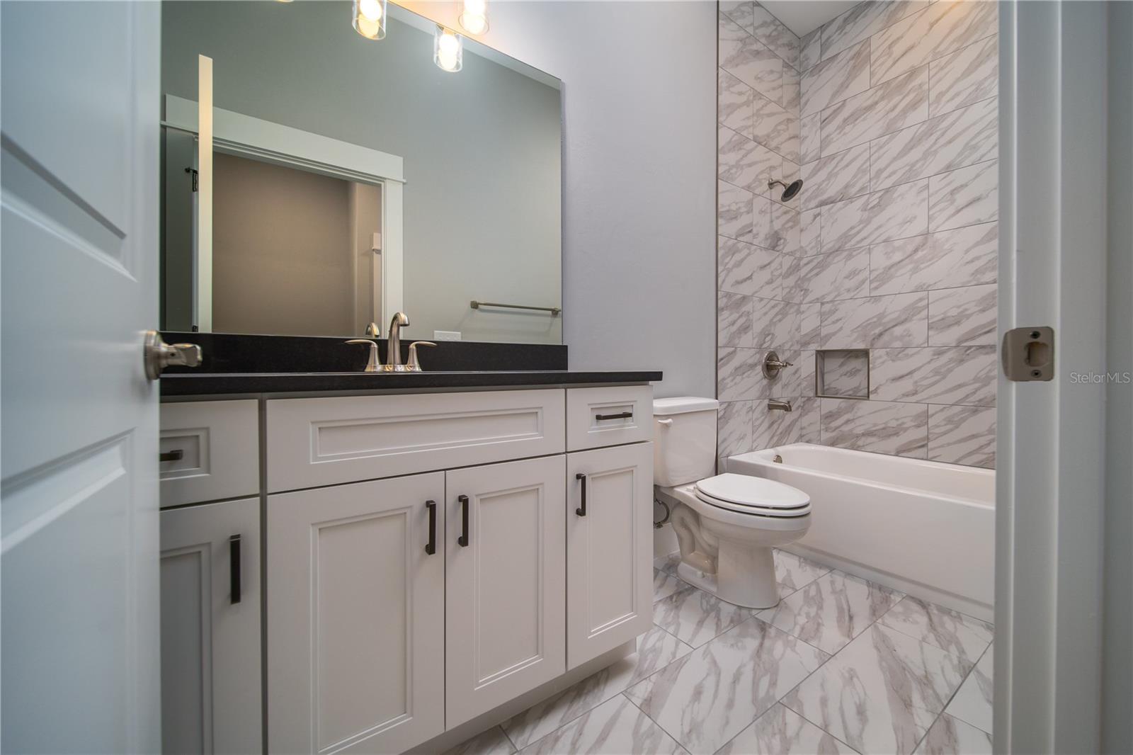 LAKE LOUISE ESTATES - Residential