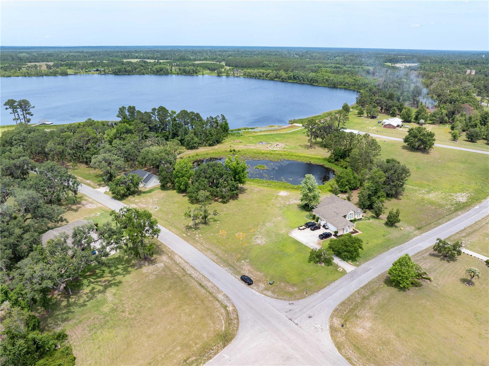 LAKE LOUISE ESTATES - Residential