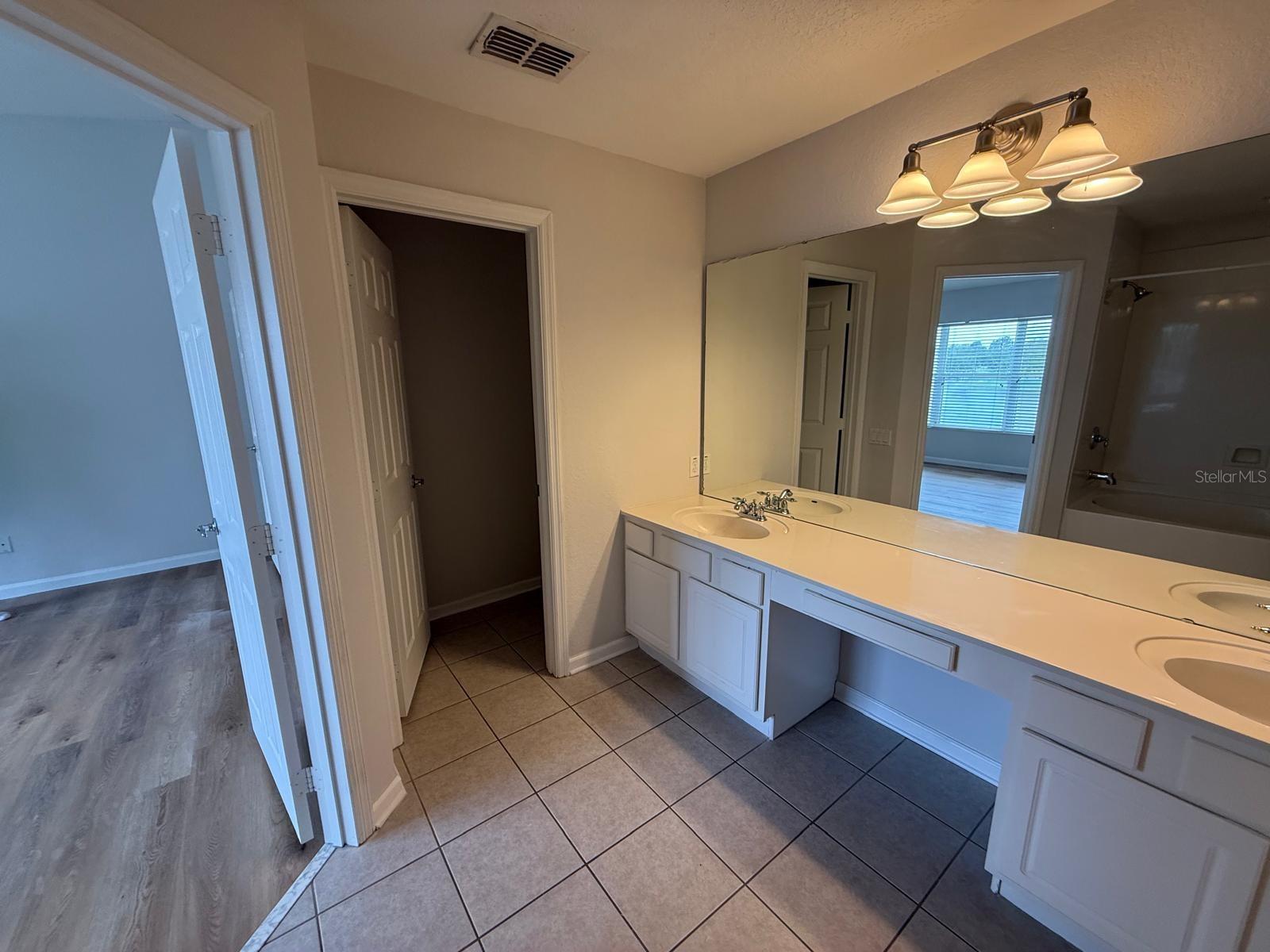 SPRING ISLE - Residential Lease