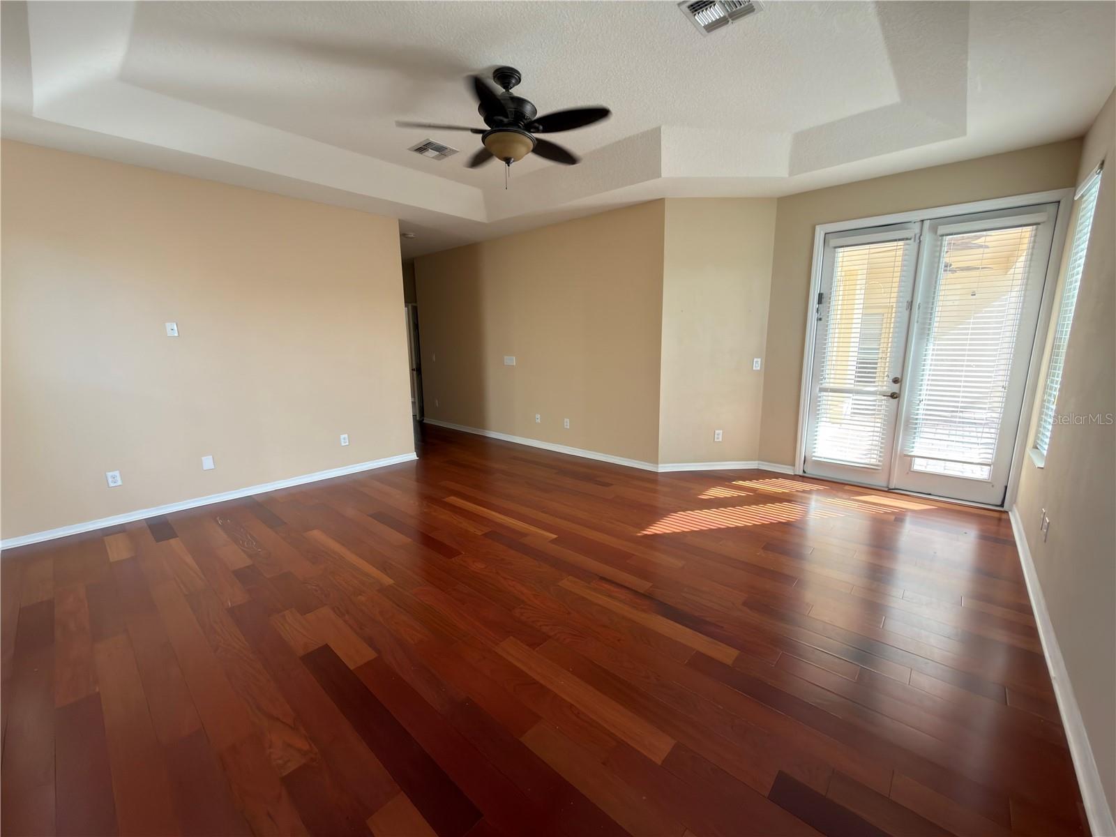 SHINGLE CREEK RESERVE AT THE OAKS PH 3 & 4 - Residential Lease