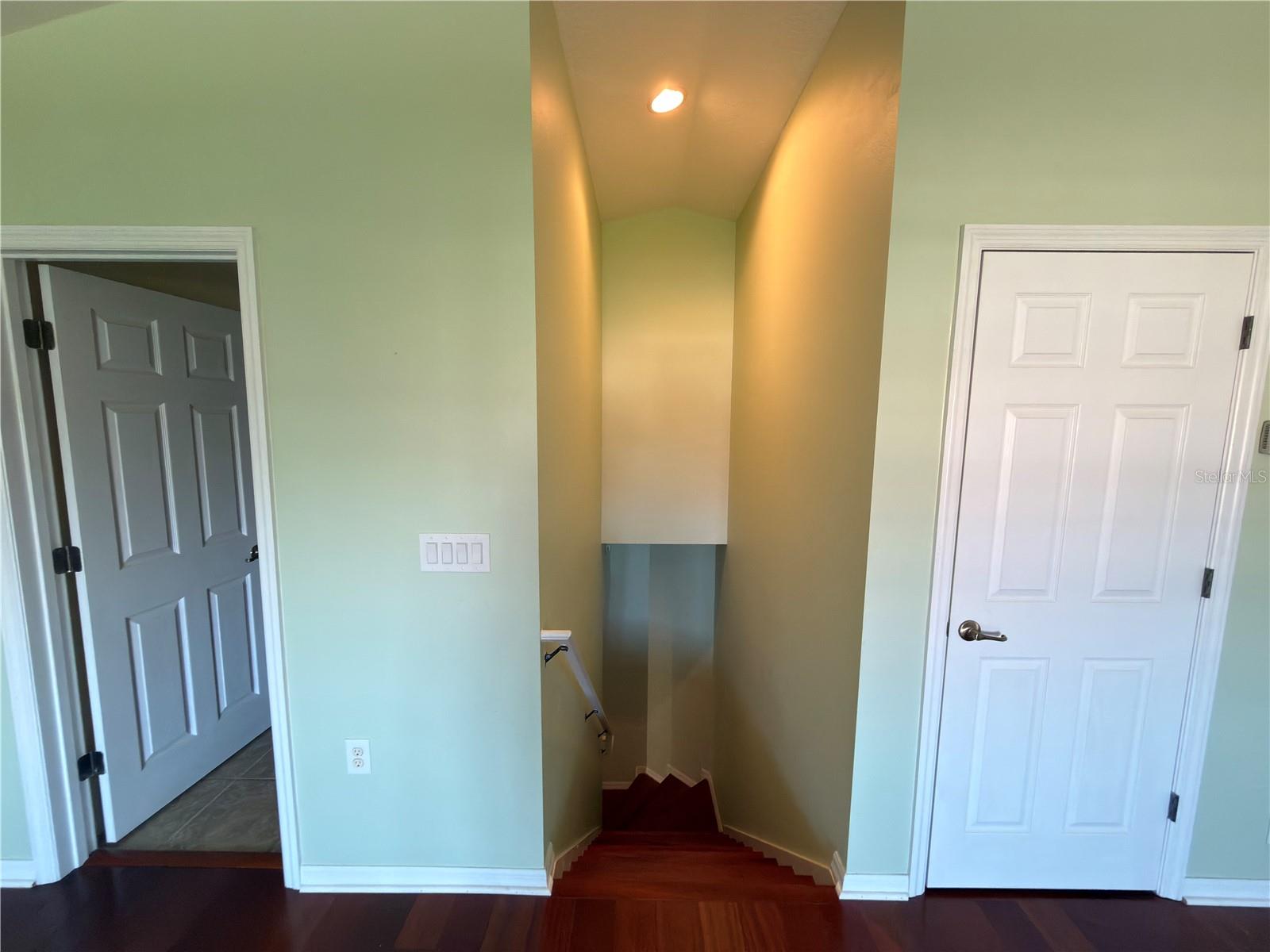 SHINGLE CREEK RESERVE AT THE OAKS PH 3 & 4 - Residential Lease