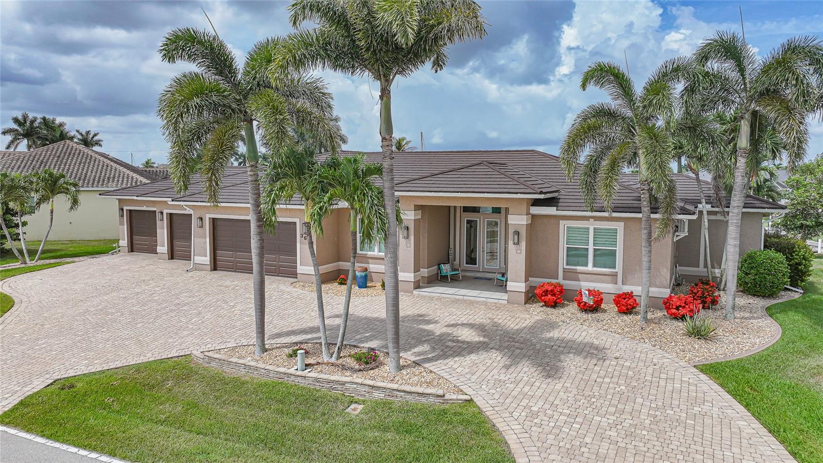 PUNTA GORDA ISLES SEC 14 - Residential