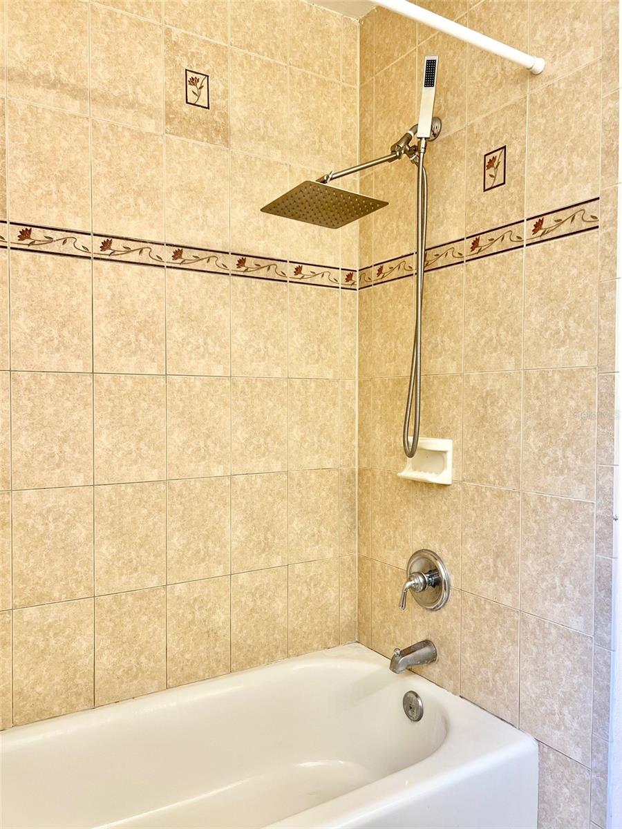 ORLANDO HIGHLANDS 04 REP - Residential Lease