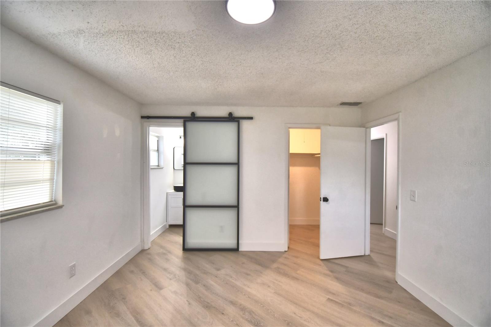 CANDLELIGHT OAKS - Residential