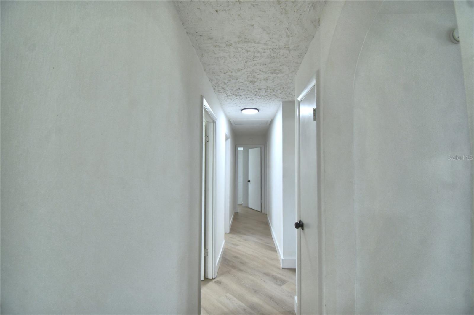 CANDLELIGHT OAKS - Residential