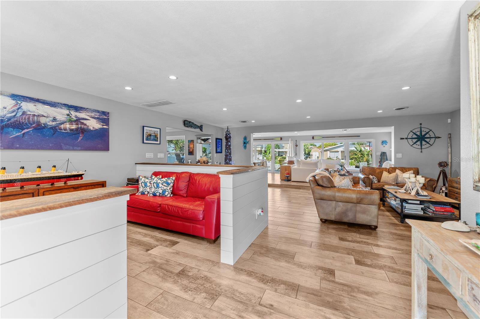 REPLAT/HALIFAX SHORES - Residential