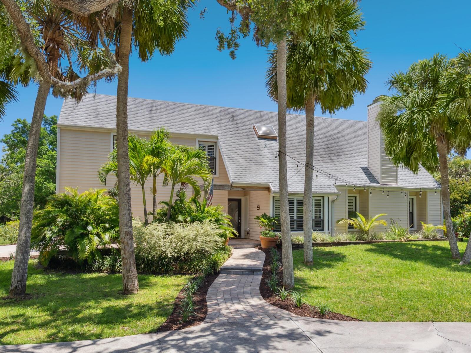 BENEVA OAKS - Residential