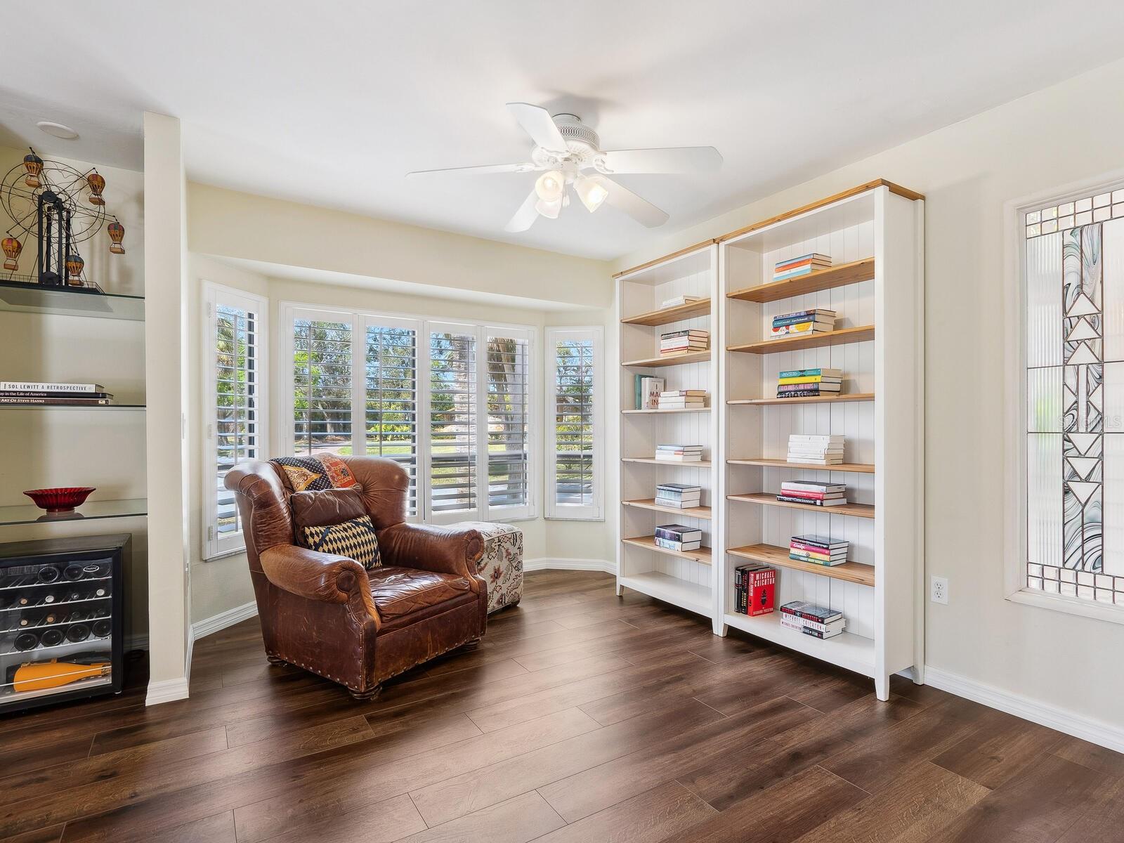 BENEVA OAKS - Residential