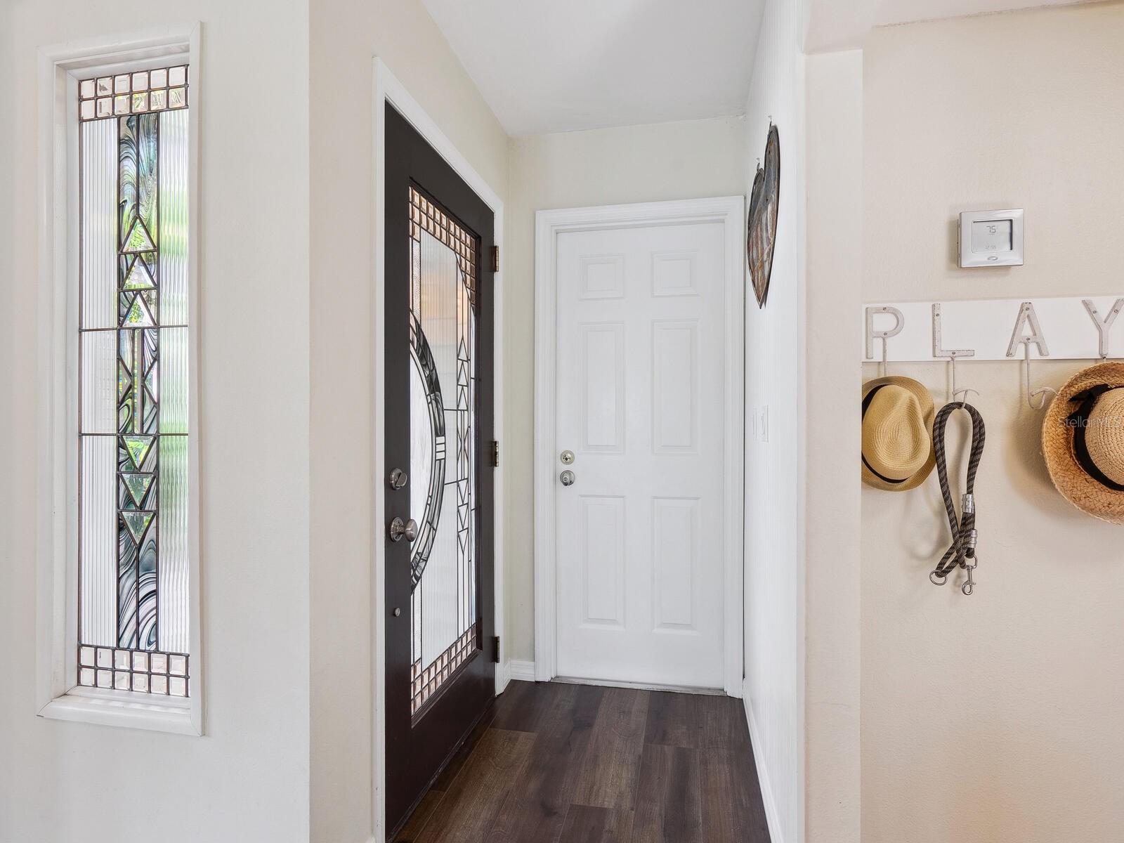 BENEVA OAKS - Residential