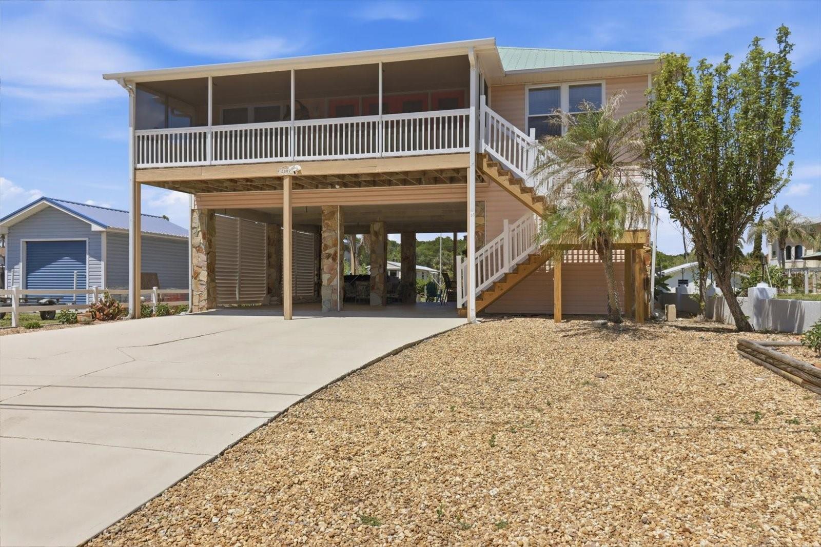 Beautiful home on deep water canal in Crystal River. Just bring your boats. Front porch overlooking Crystal River. Beautiful views from every direction. This is a must see. Owner financing avaialble to qualified buyers.