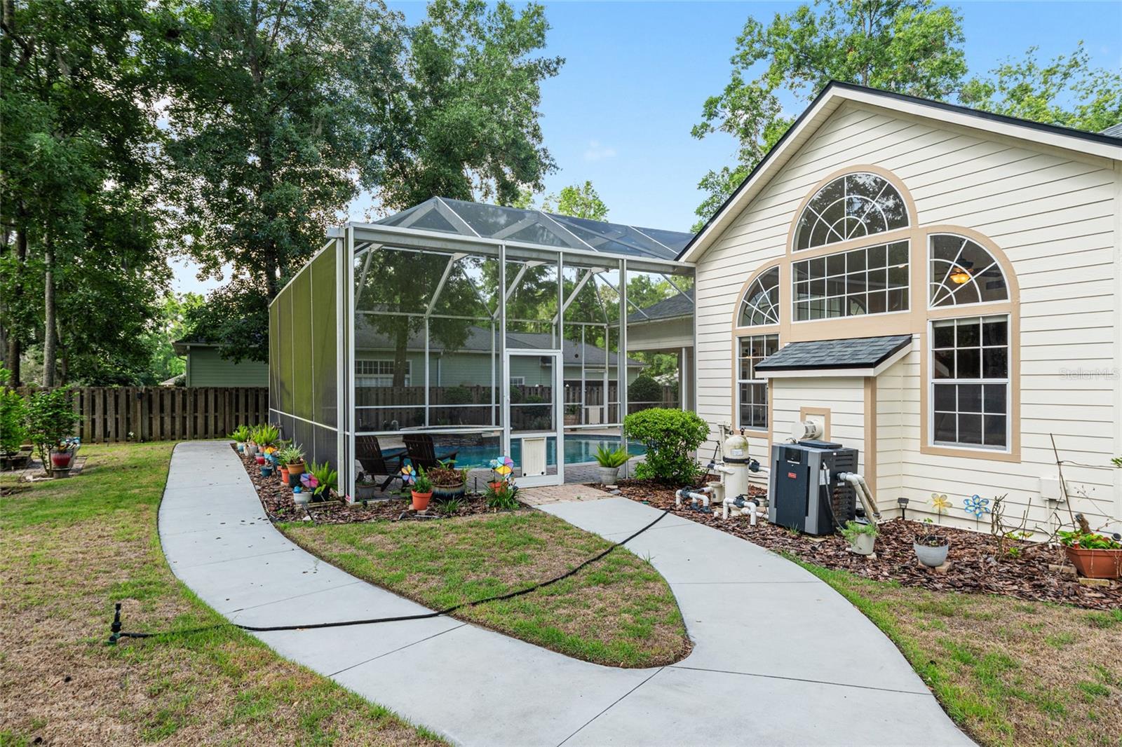BLUES CREEK DEV - Residential