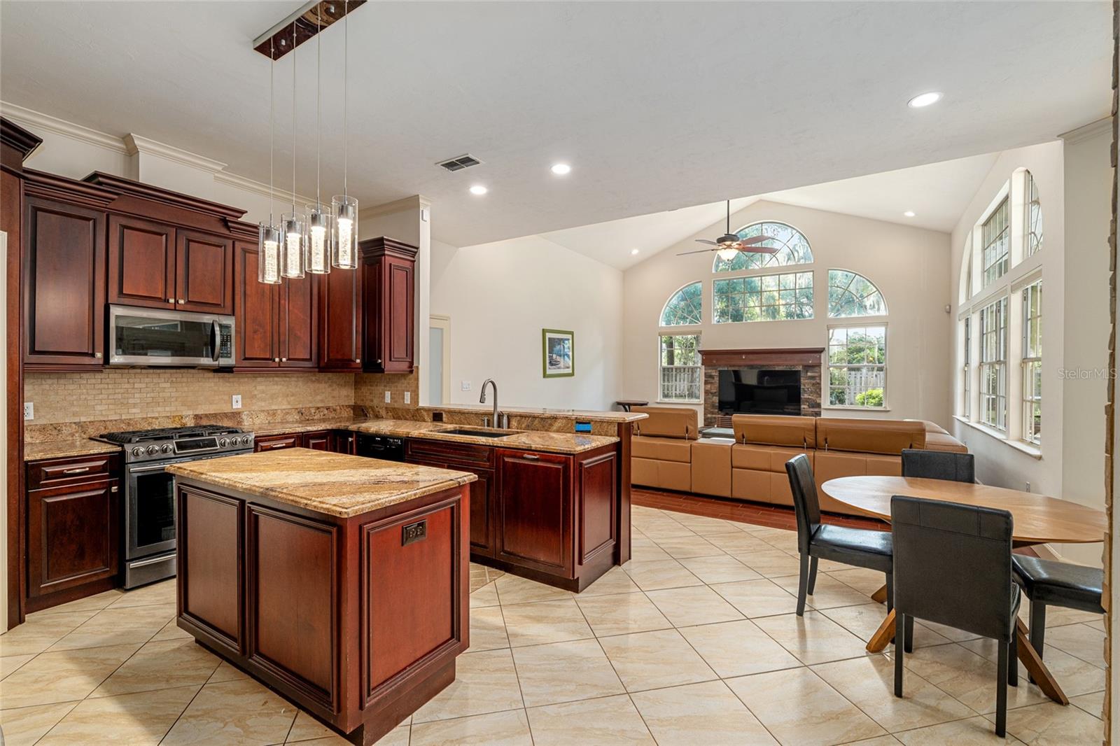 BLUES CREEK DEV - Residential