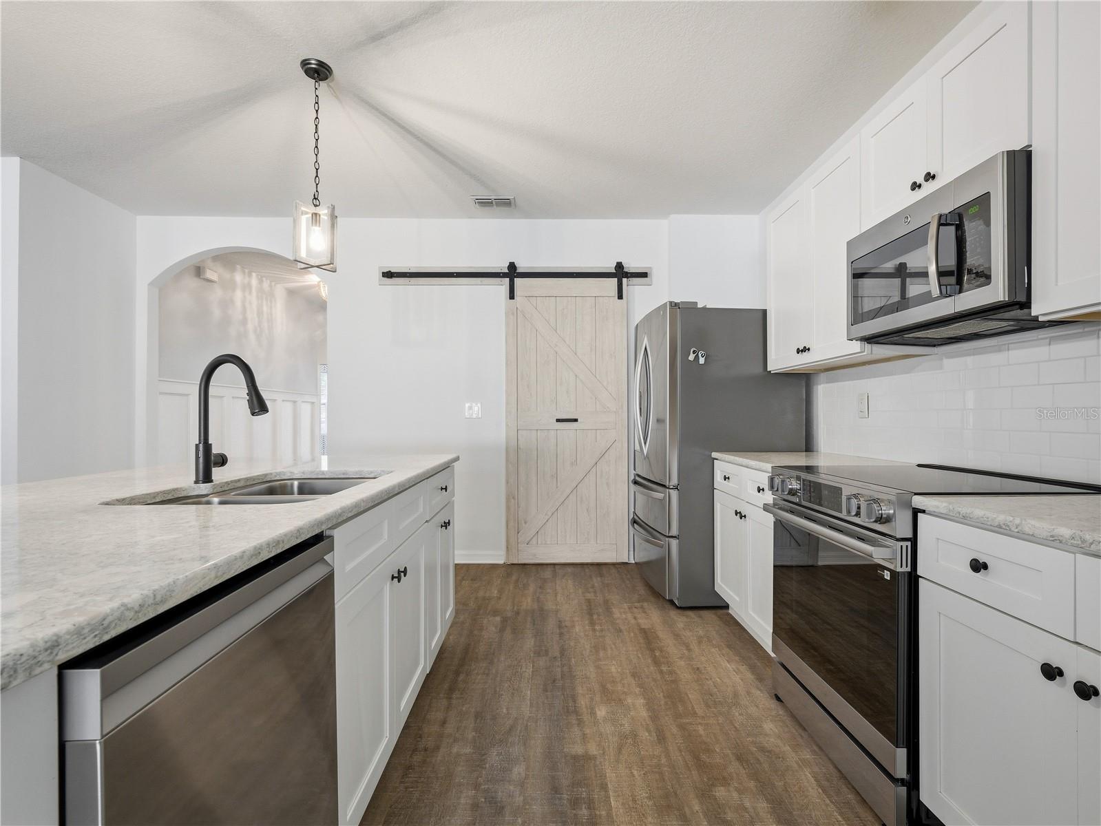 SABAL LAKES - Residential