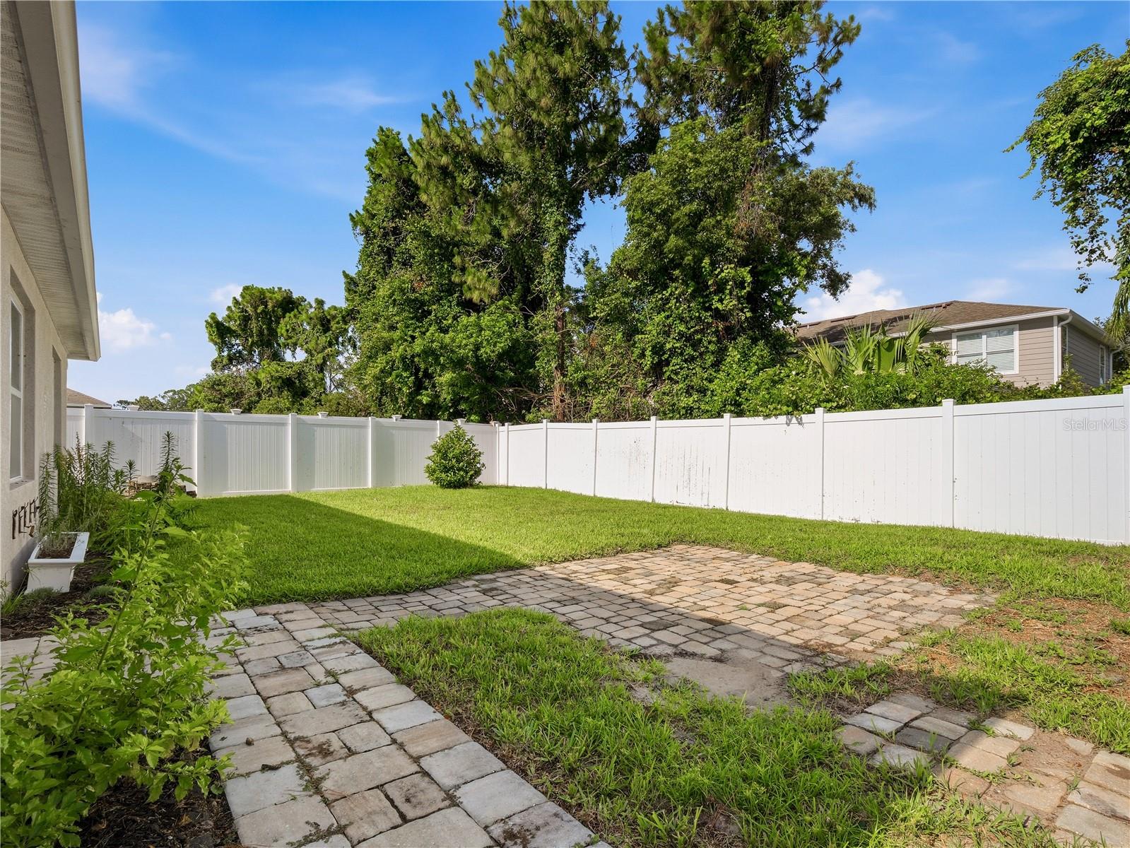 SABAL LAKES - Residential