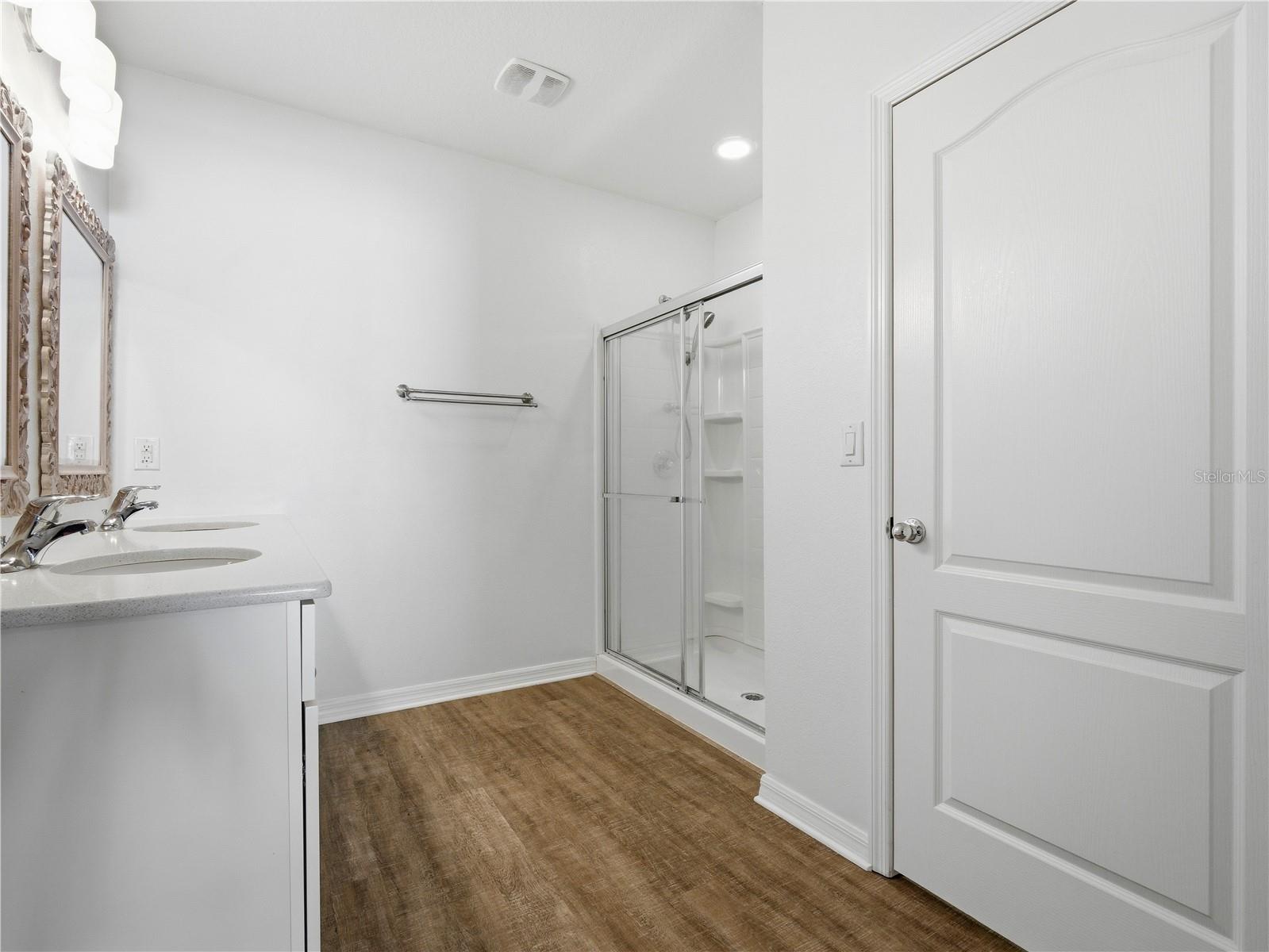 SABAL LAKES - Residential