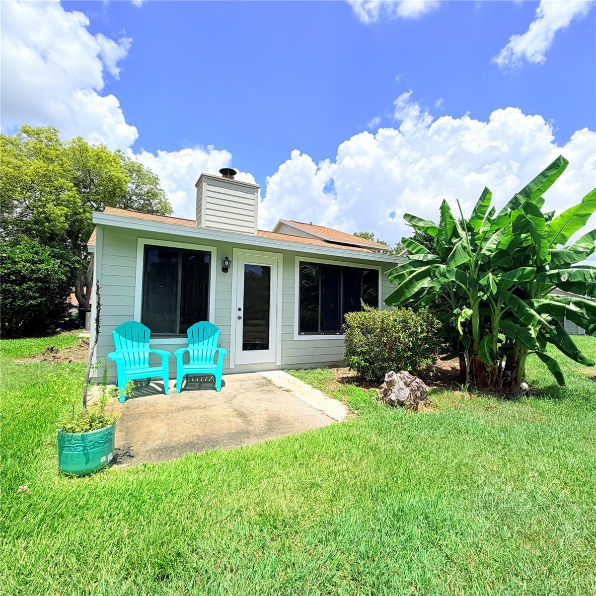 PELICAN BAY PH 04 UNIT 01 - Residential Lease
