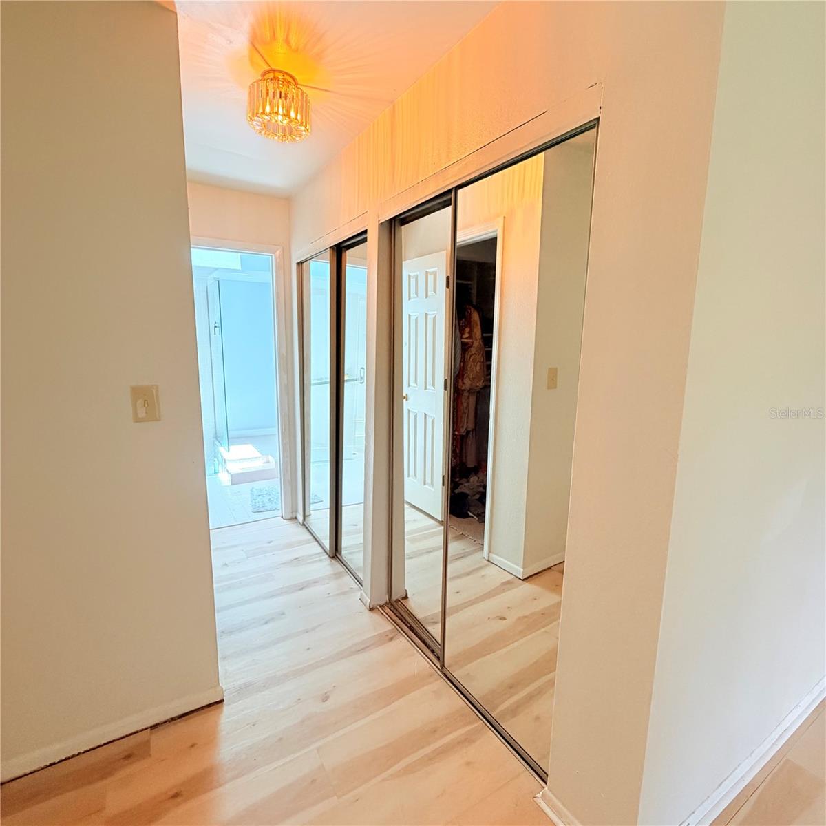 PELICAN BAY PH 04 UNIT 01 - Residential Lease