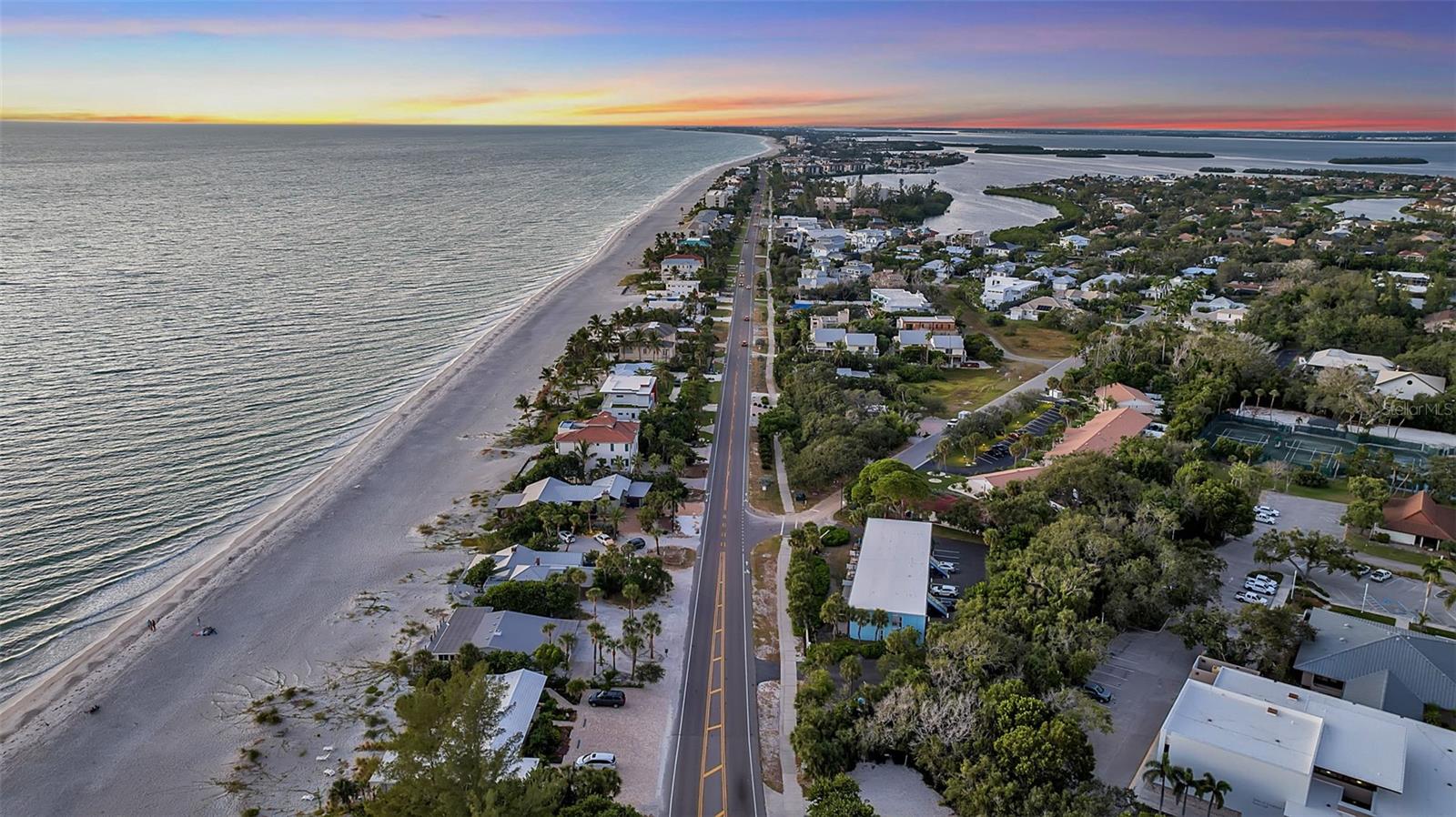 COQUINA BEACH - Residential