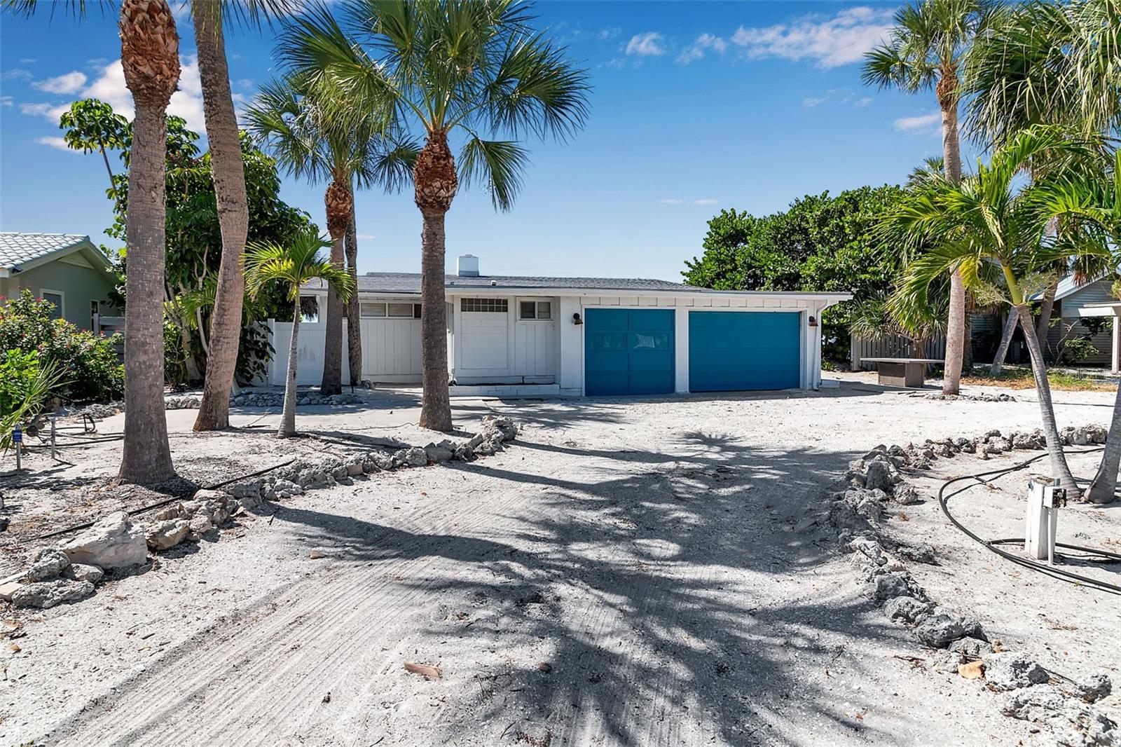 COQUINA BEACH - Residential