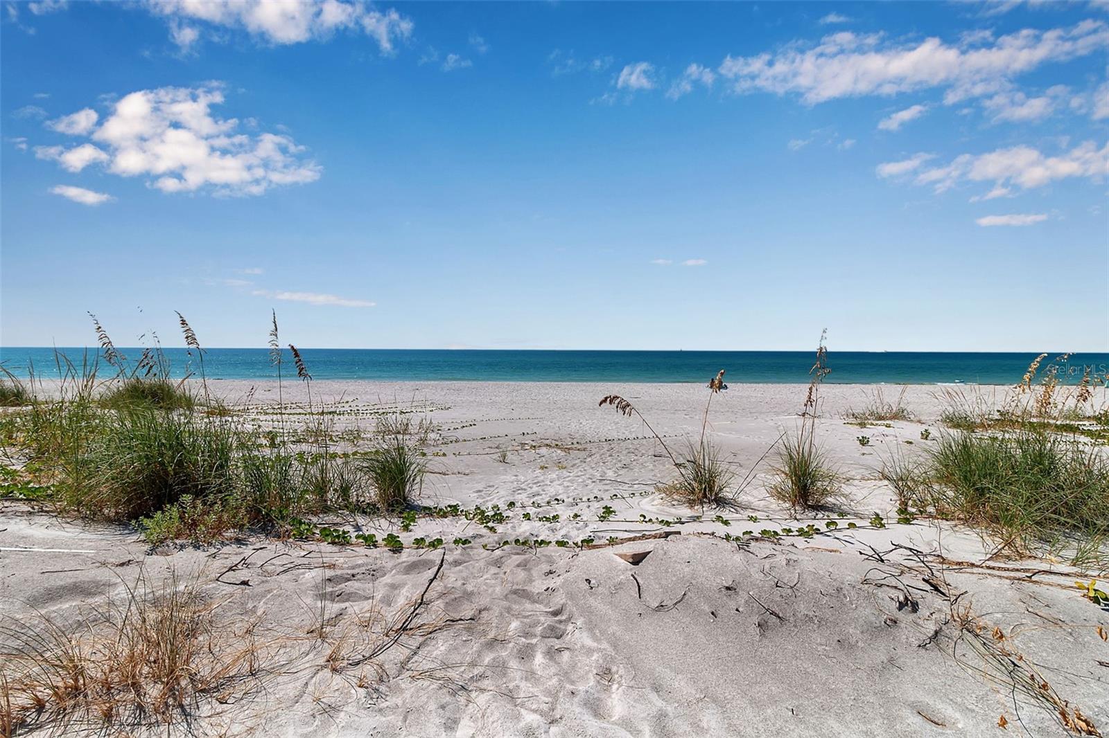 COQUINA BEACH - Residential