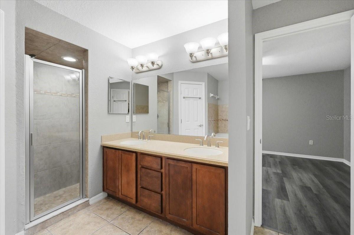 TURNER OAKS - Residential