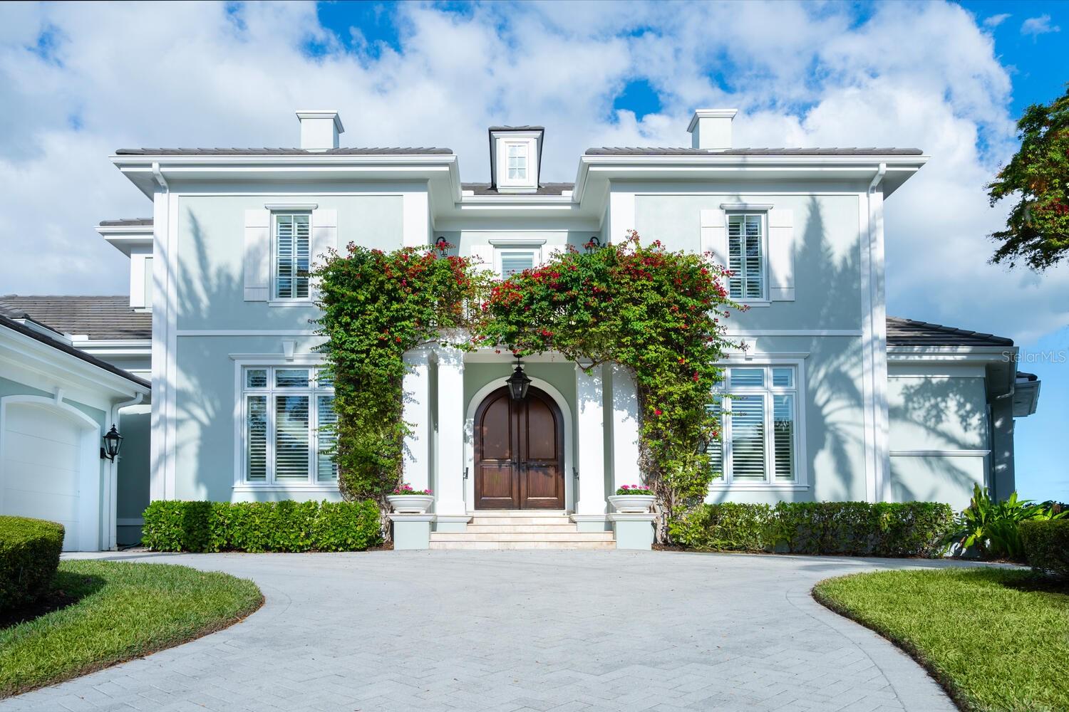 BAY ISLES - Residential