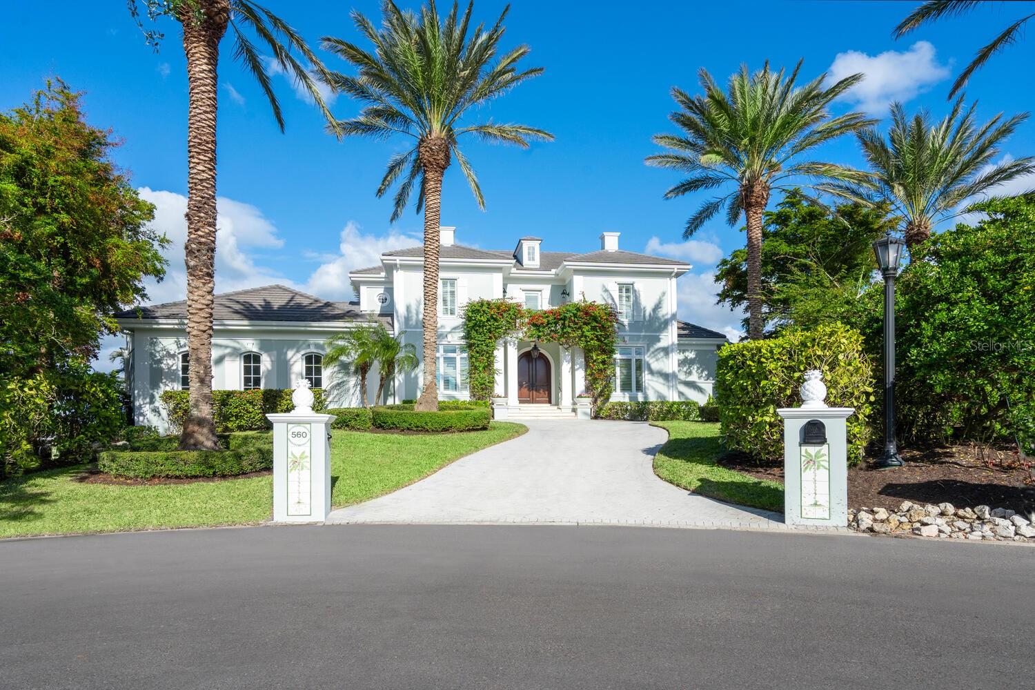 BAY ISLES - Residential