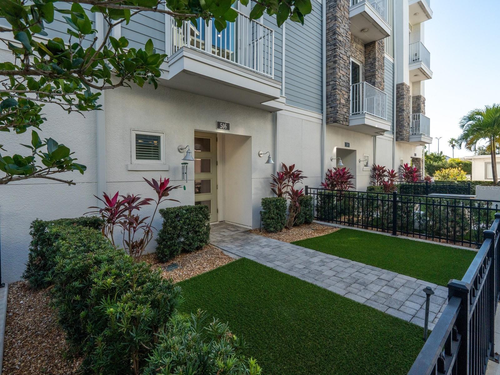 ENCLAVE/LAUREL PARK REP - Residential
