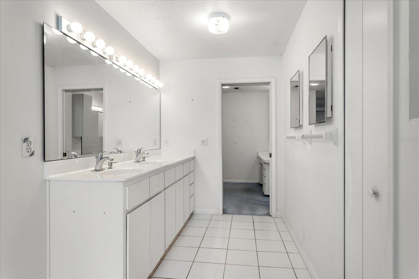 WOODLANDS THE - Residential