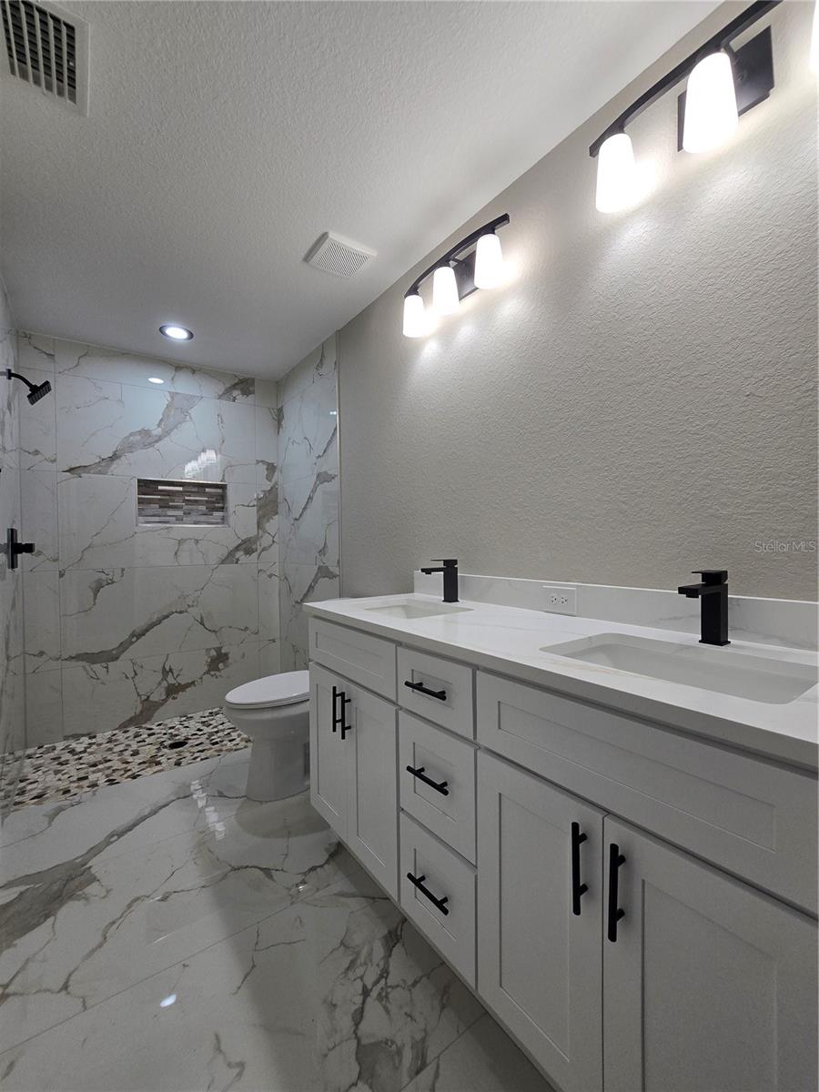 SILVER SPG SHORES UN #32 - Residential