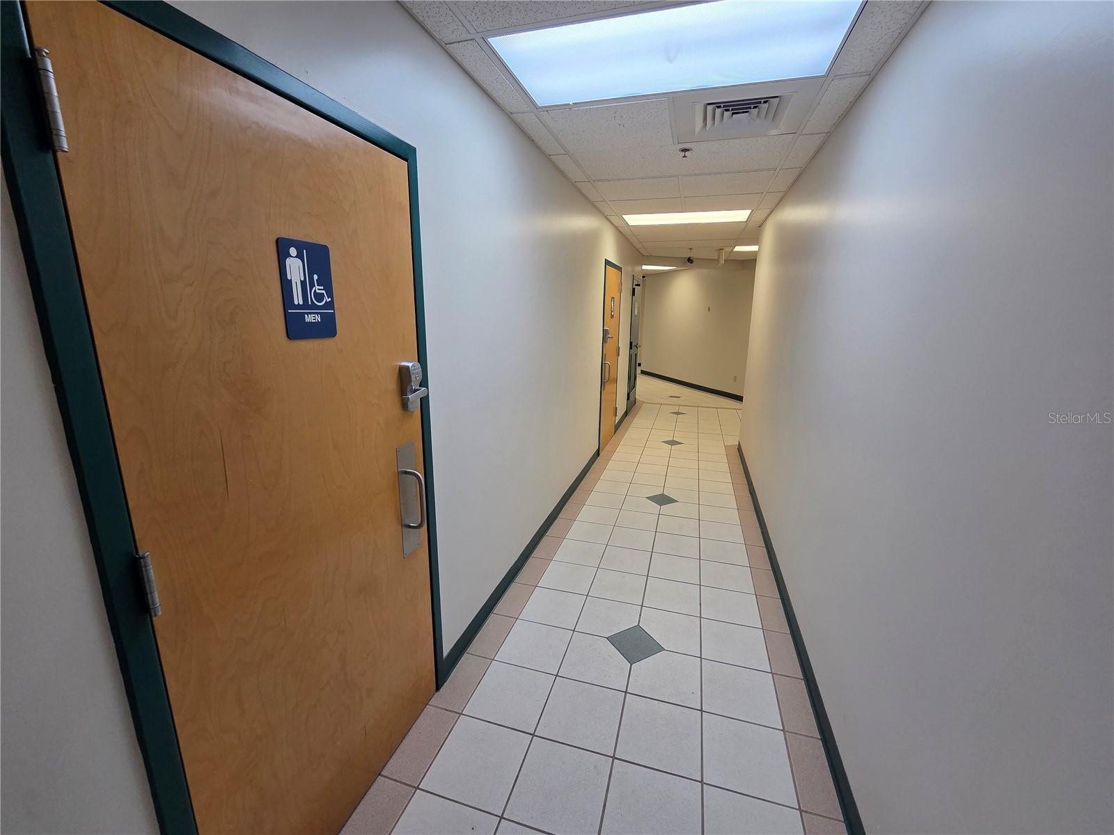 THE OFFICES/SOUTH STAR - Commercial Sale