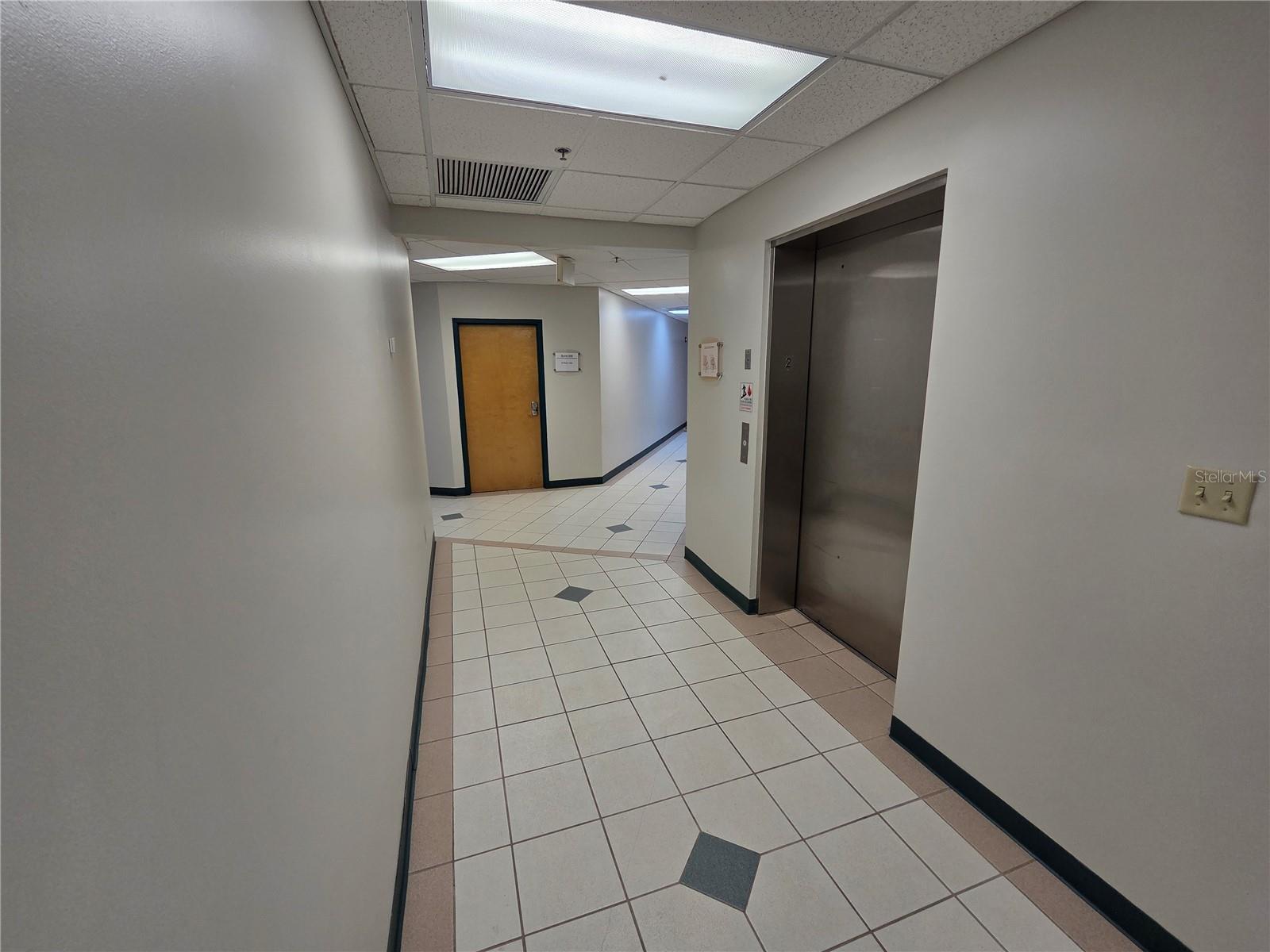 THE OFFICES/SOUTH STAR - Commercial Sale