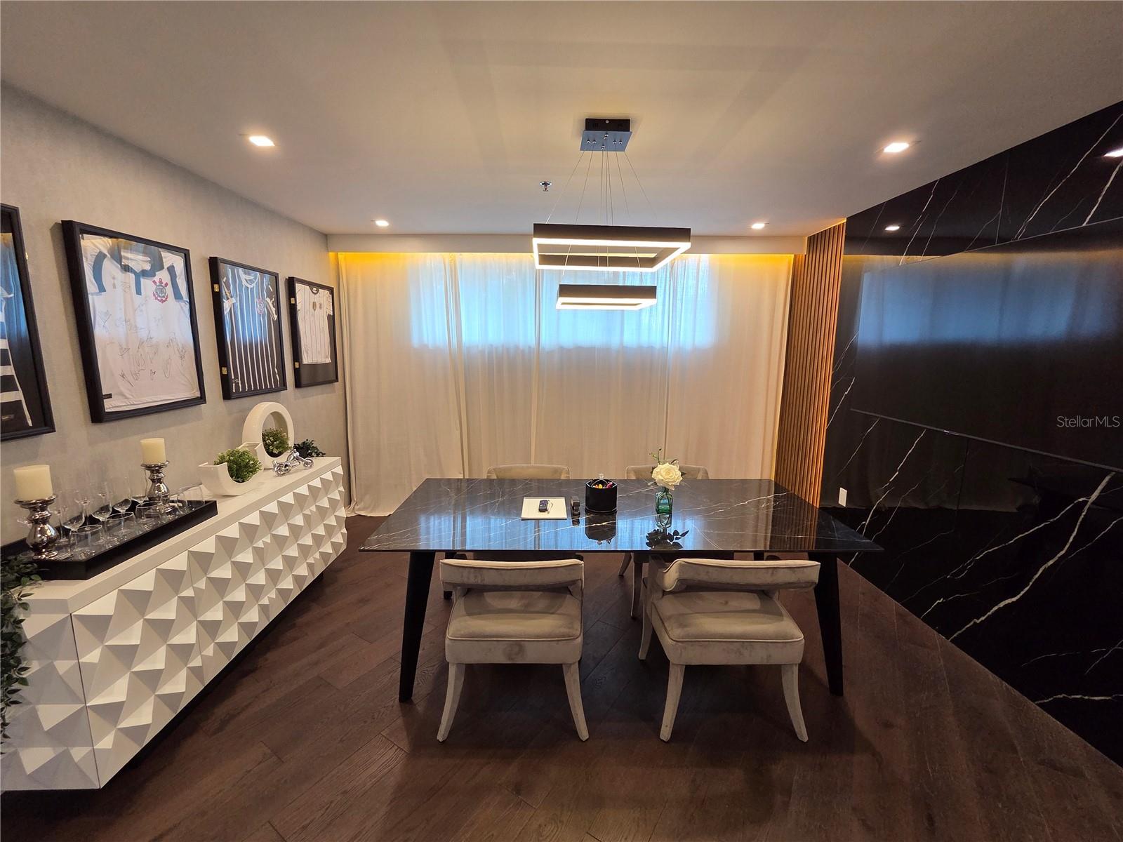 THE OFFICES/SOUTH STAR - Commercial Sale