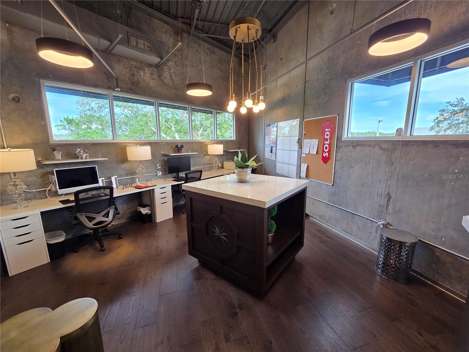 THE OFFICES/SOUTH STAR - Commercial Sale