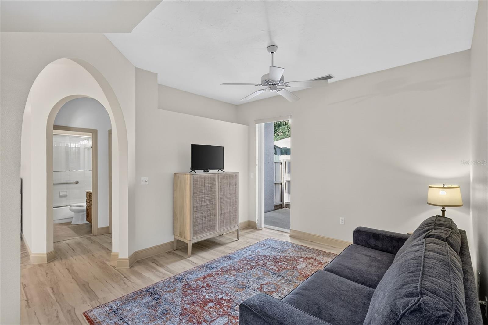 TWELVE OAKS I OF TARA - Residential