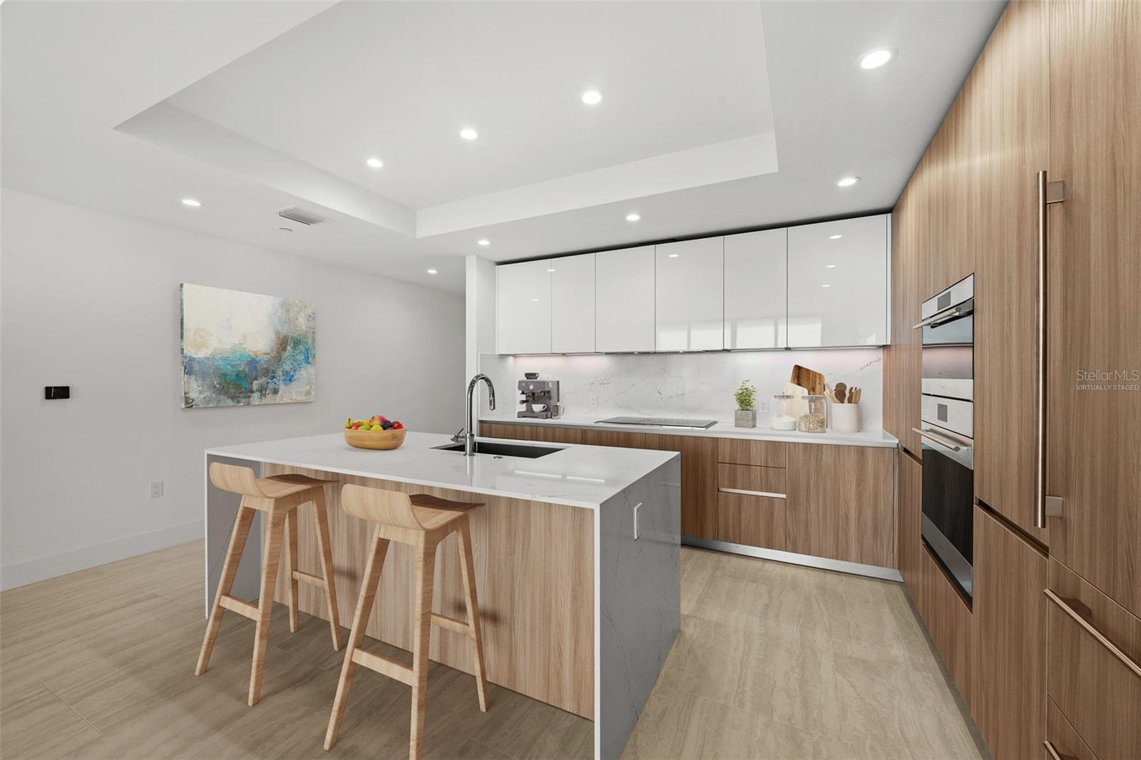 WESTSHORE YACHT CLUB AQUA TOWER - Residential
