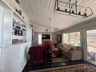 UMATILLA ANNA D GUERRANT SUB - Residential