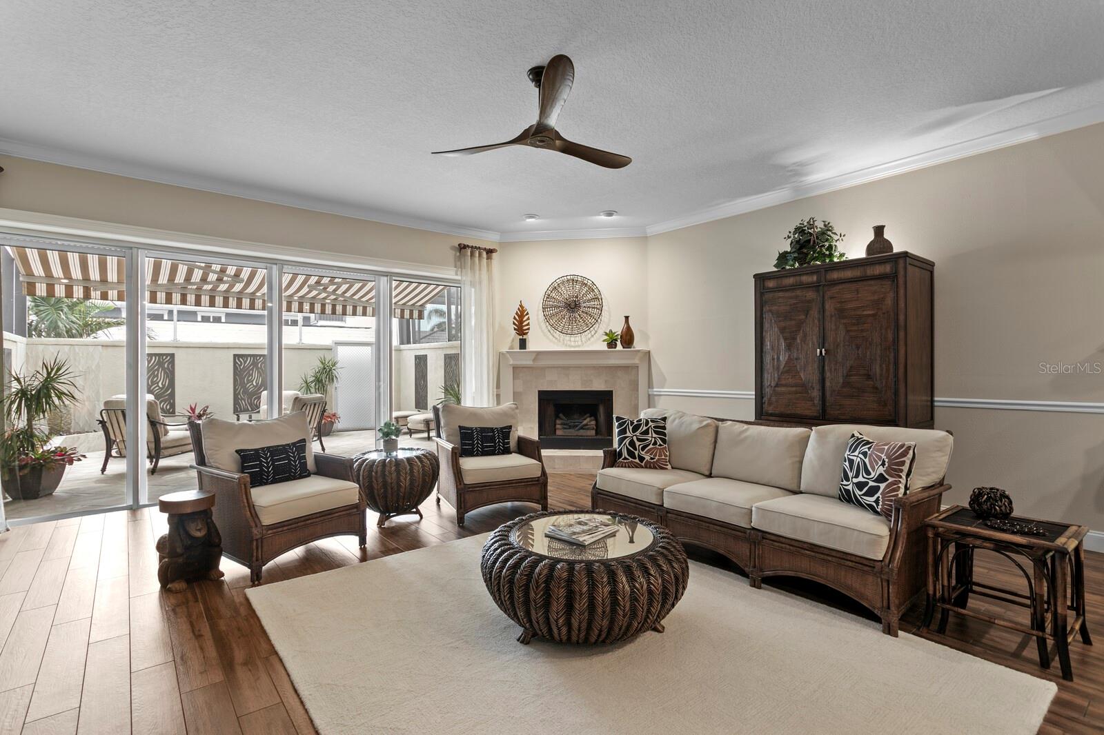 DOLPHINS LANDING - Residential