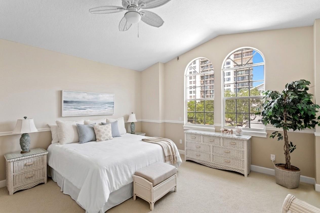 DOLPHINS LANDING - Residential