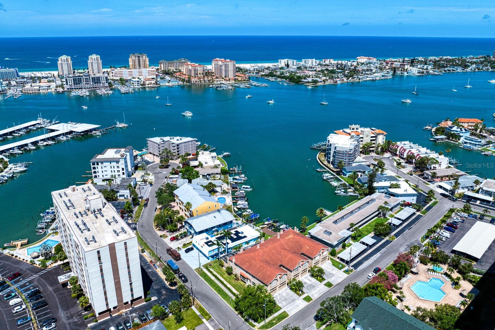 DOLPHINS LANDING - Residential