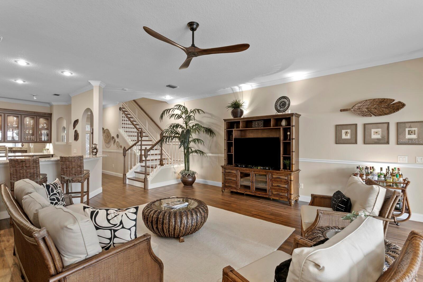 DOLPHINS LANDING - Residential