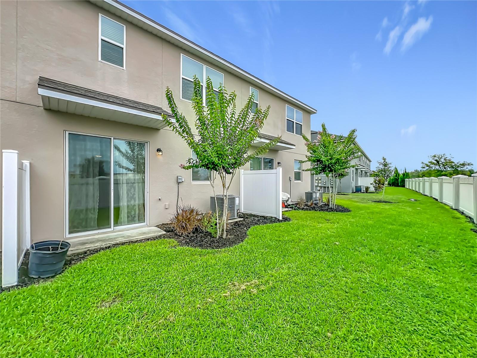 SPRING ISLE PALMS - Residential