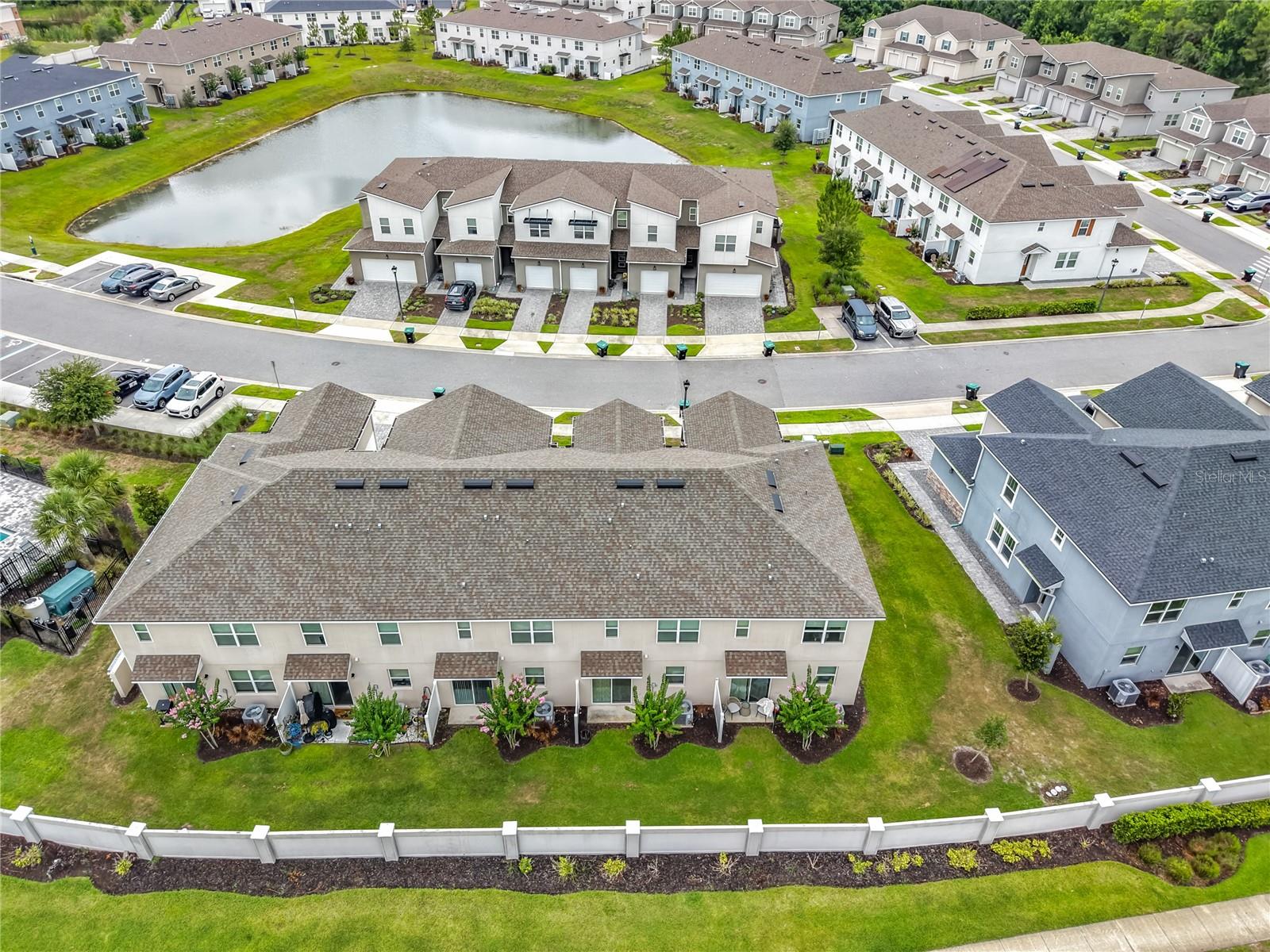 SPRING ISLE PALMS - Residential