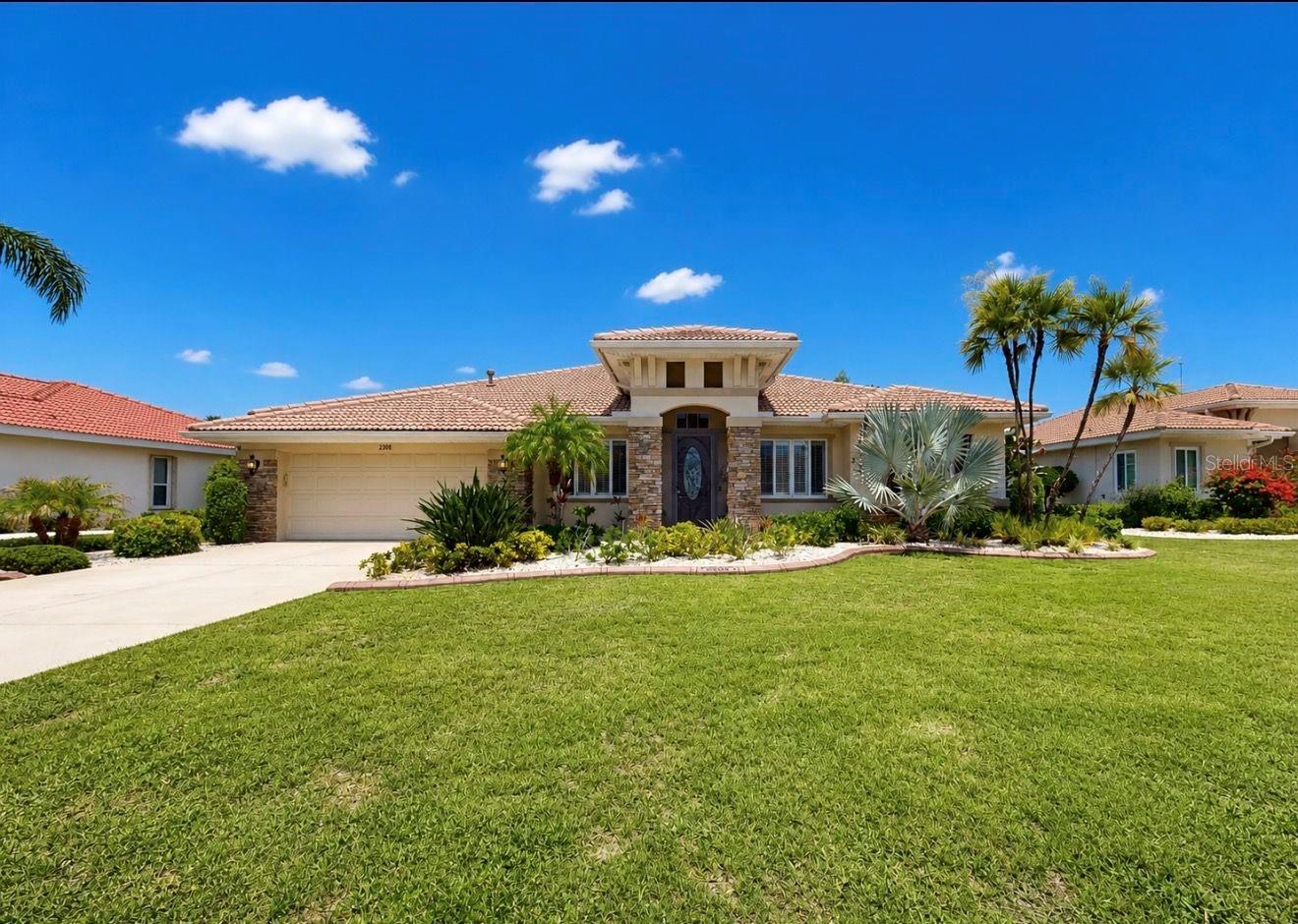 SUN CITY CENTER UNIT 262 PH - Residential