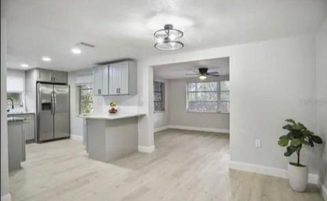 REGENCY PARK - Residential Lease