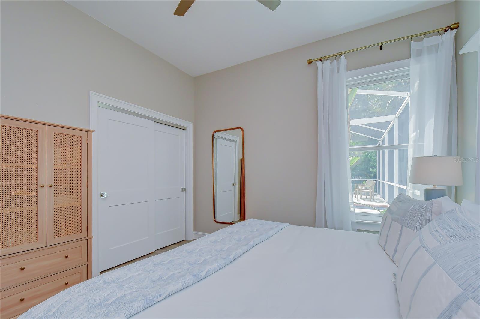 RIVER HILLS COUNTRY CLUB - Residential