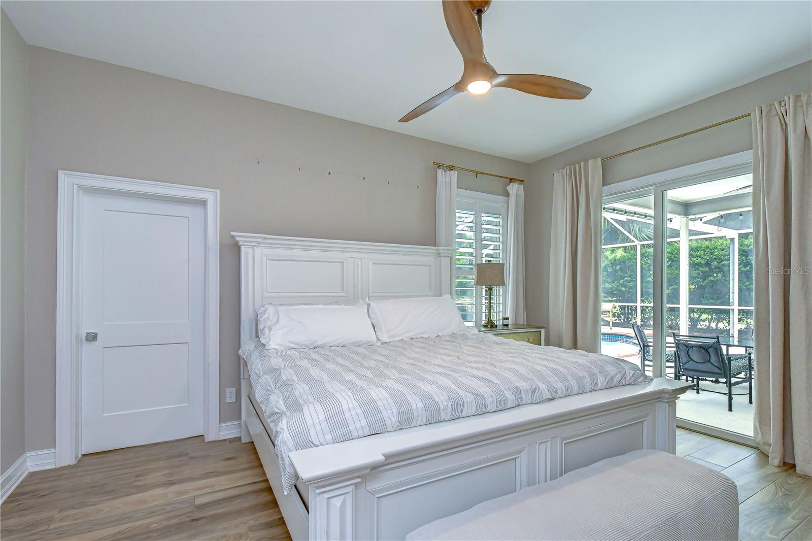 RIVER HILLS COUNTRY CLUB - Residential